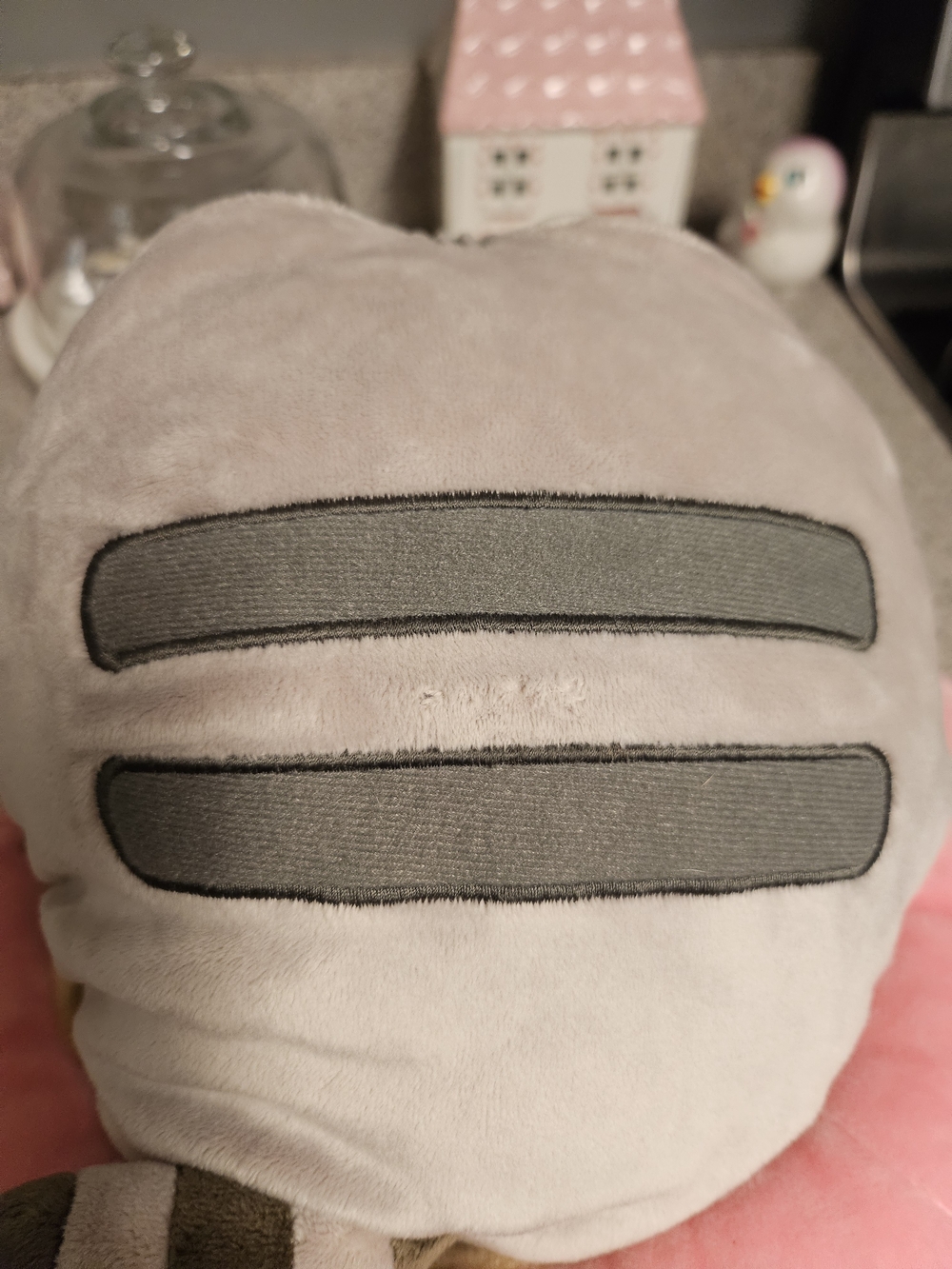 Pusheen Plush Donut Cushion - Pink Frosting - Picture 8 of 14
